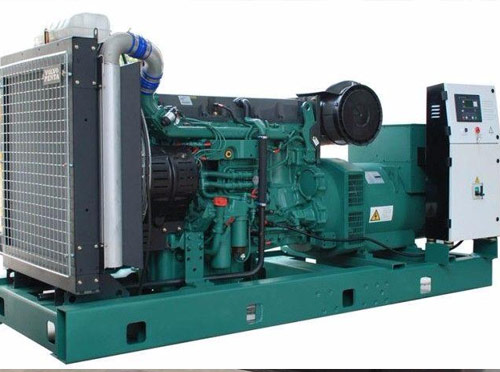 平凉升级现有发电机组的成本大概是多少？